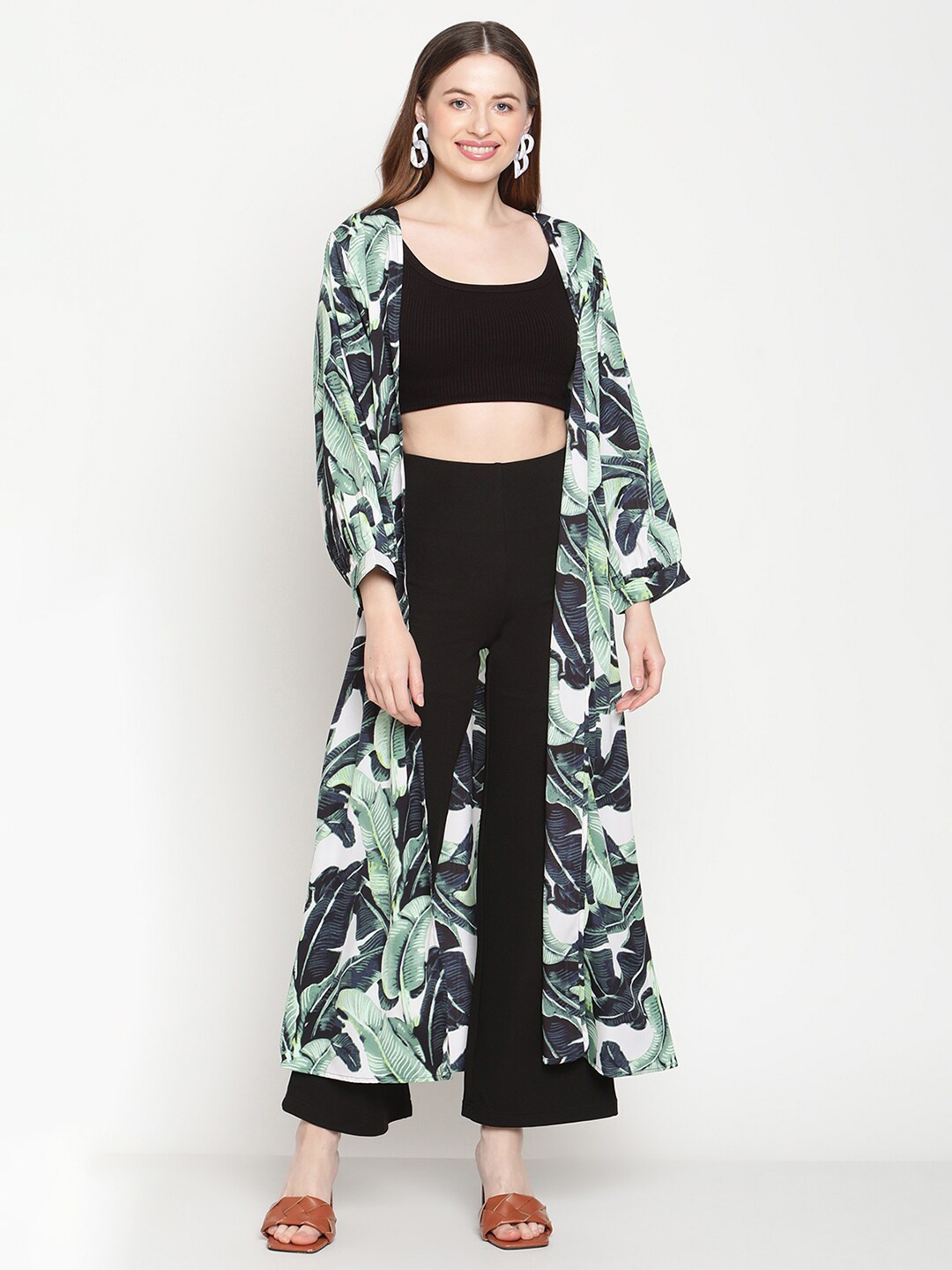 

COASTLAND Women Green & Black Tropical Printed Longline Shrug