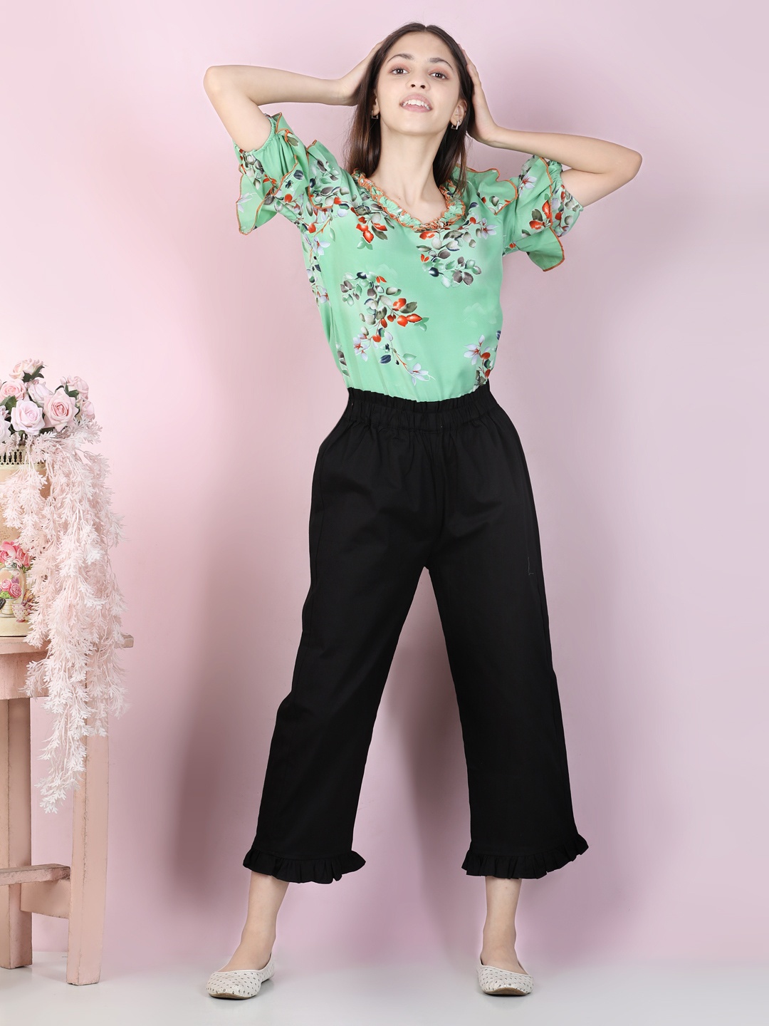 

Cutiekins Girls Green & Black Printed Top with Trousers