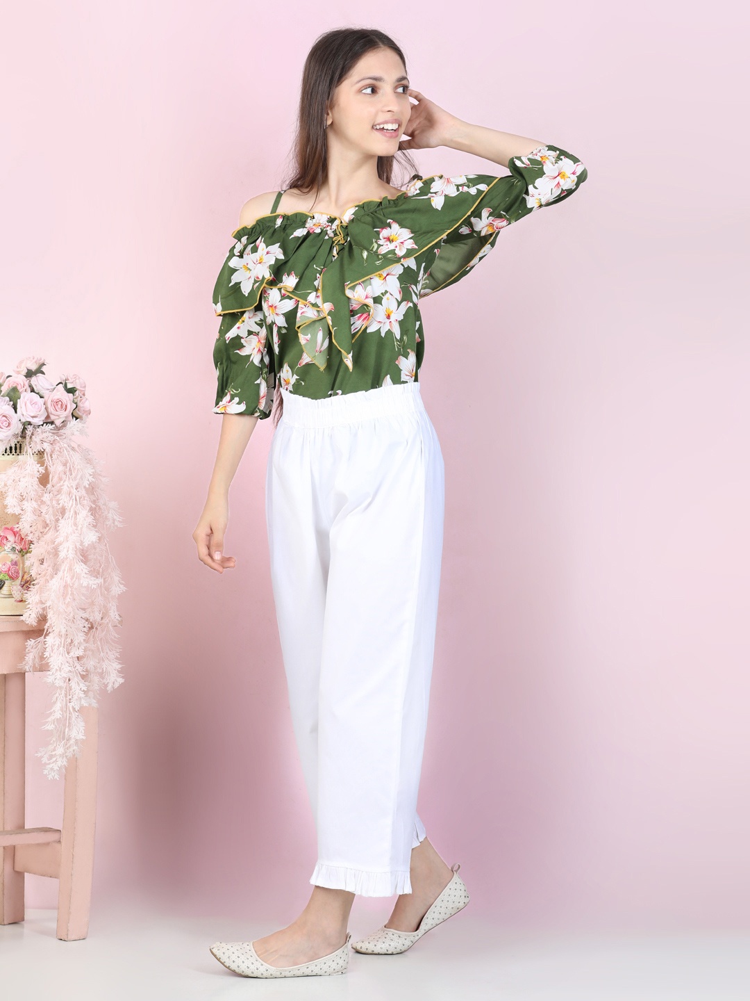 

Cutiekins Girls Green & White Printed Top with Capris