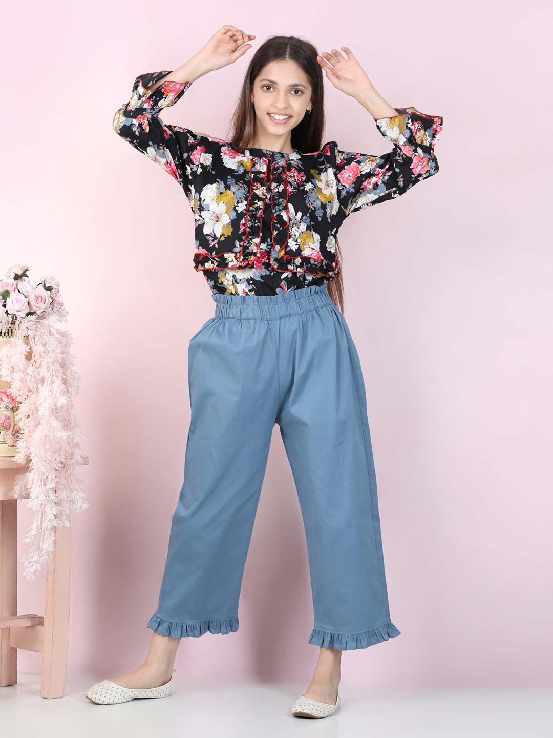 

Cutiekins Girls Black & Grey Printed Top with Palazzo Set