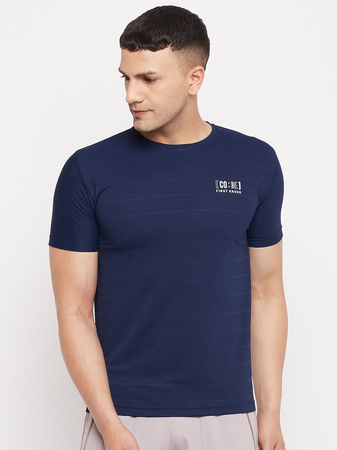 

FirstKrush Men Navy Blue Striped T-shirt
