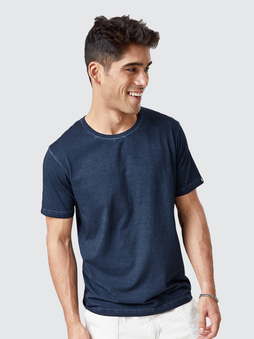 

The Souled Store Men Navy Blue Solid Regular T-shirt