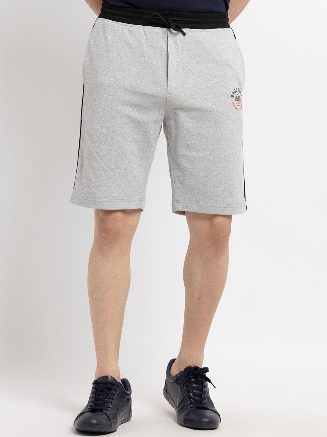 Status Quo Men Grey Melange Solid Shorts