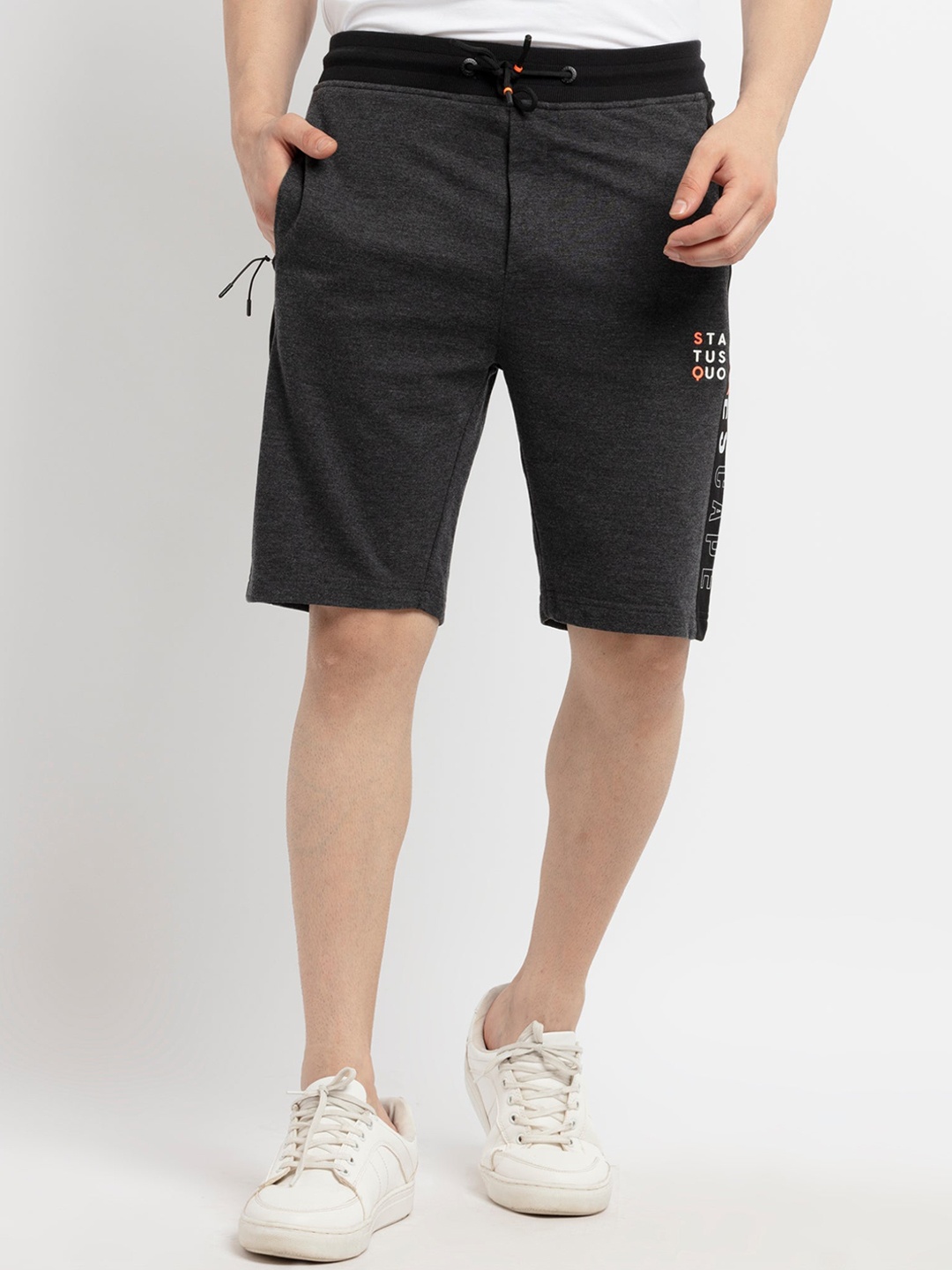 

Status Quo Men Charcoal Solid Cotton Shorts