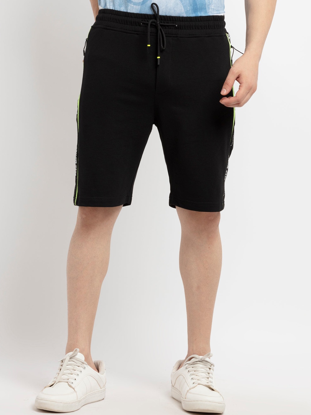 

Status Quo Men Black Regular Shorts