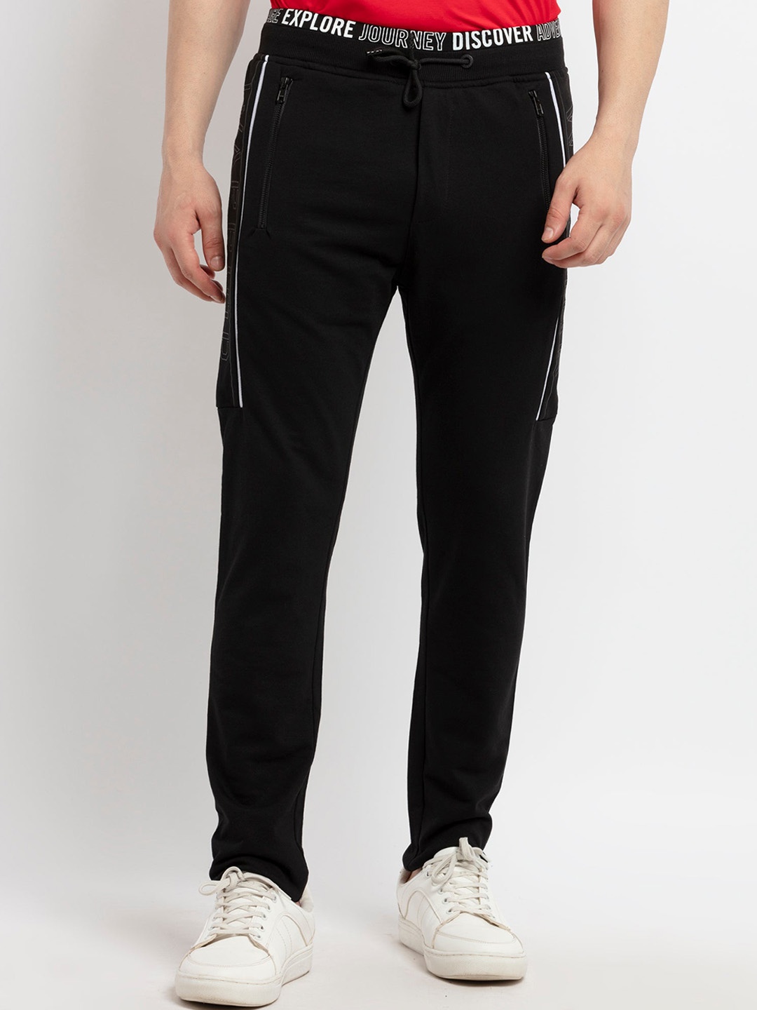 

Status Quo Men Black Solid Track Pants