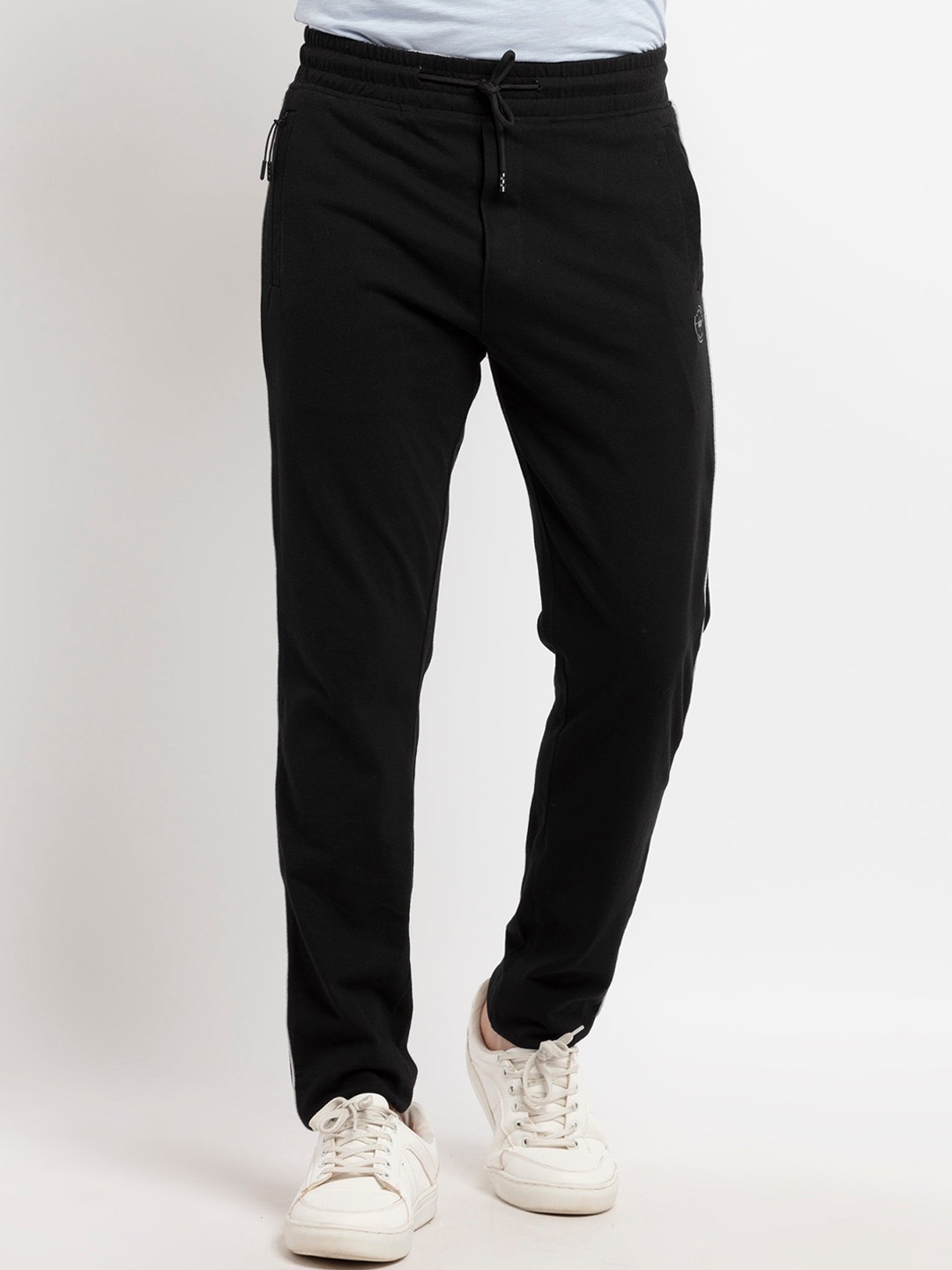 

Status Quo Men Black Solid Track Pants