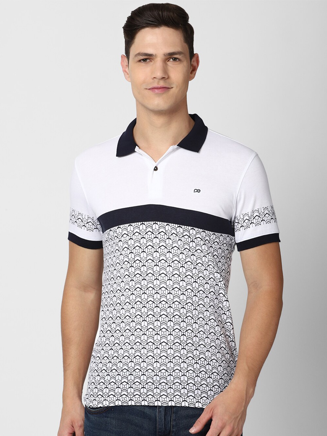 

Peter England Casuals Men White & Black Printed Polo Collar Slim Fit T-shirt