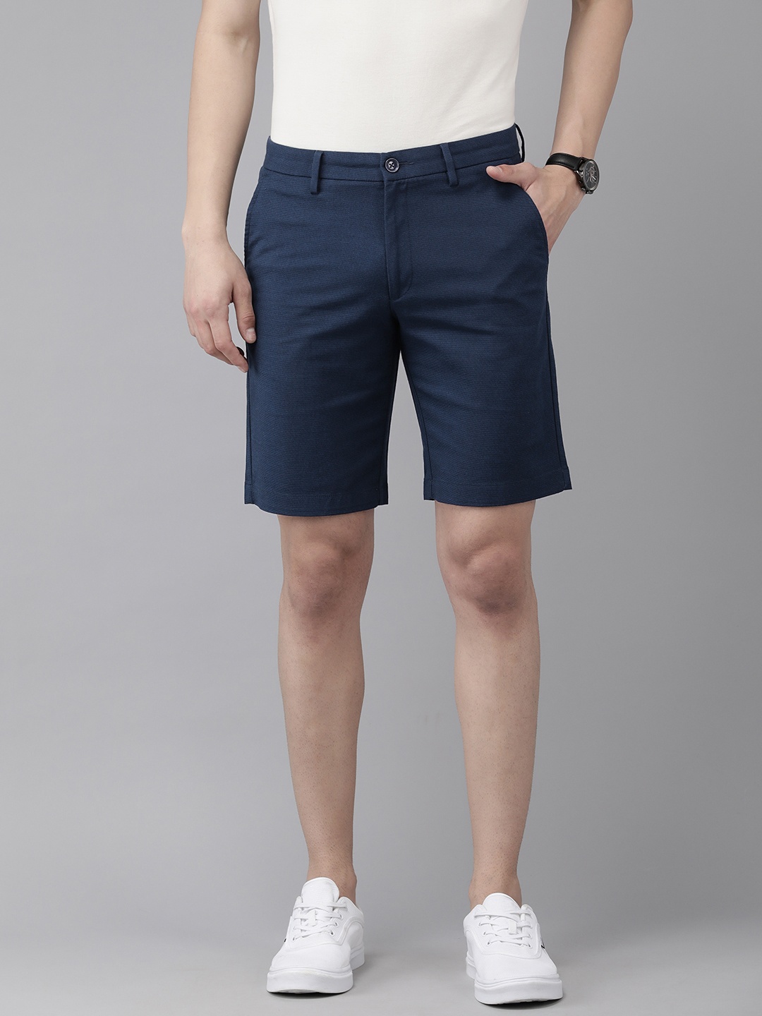 

V Dot Men Self-Design Regular Shorts, Navy blue