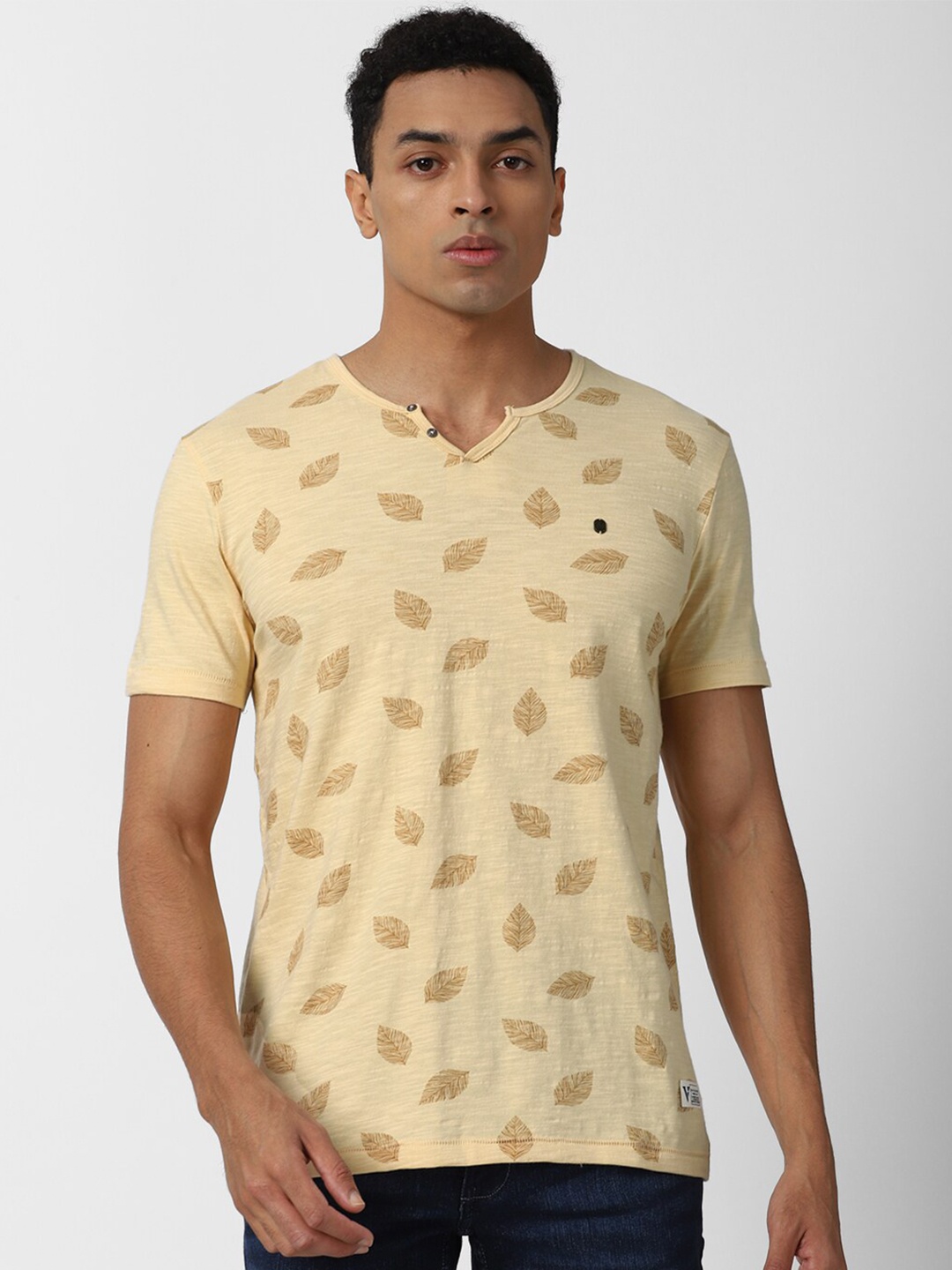 

VAN HEUSEN DENIM LABS Men Khaki Printed Pure Cotton T-shirt