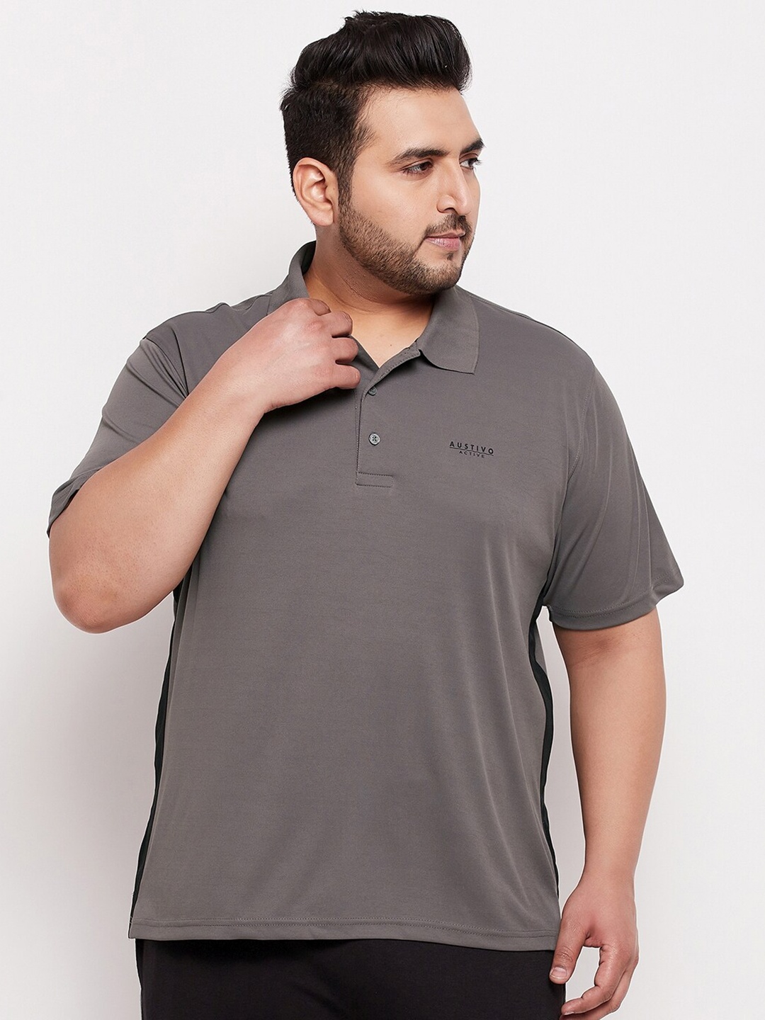 

AUSTIVO Men Grey Solid Polo Collar Running T-shirt