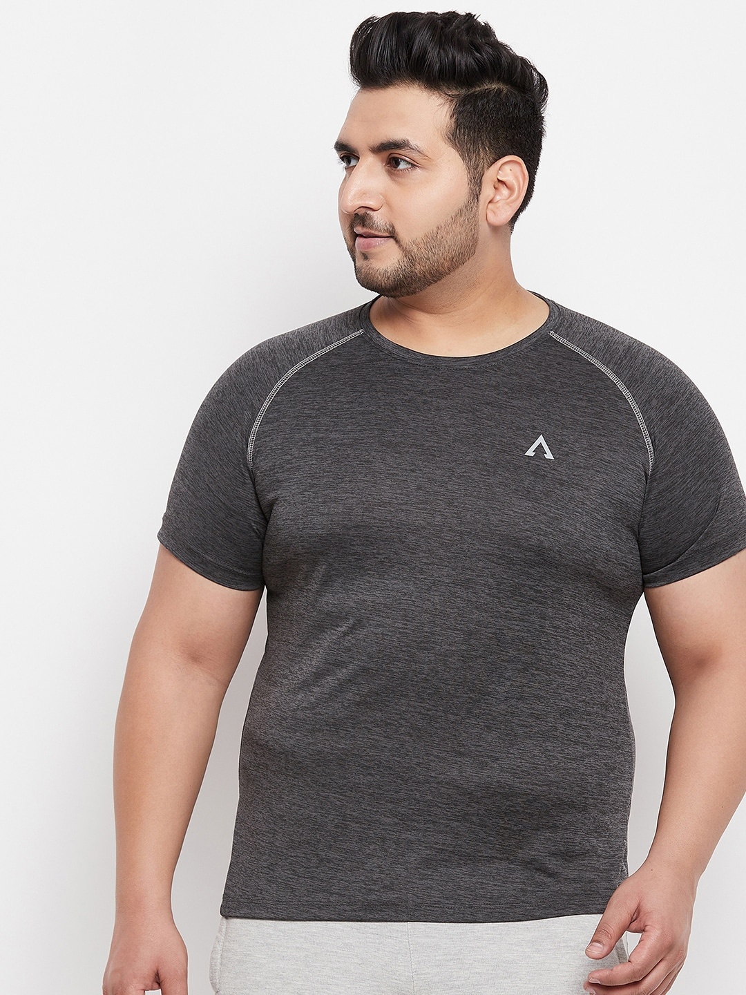 

AUSTIVO Men Grey Solid Round Neck Applique Running T-shirt