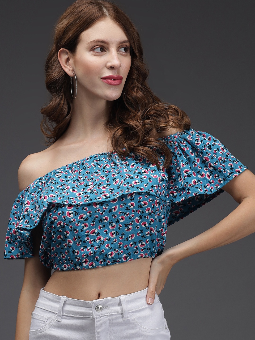 

Darzi Women Blue Floral Print Off-Shoulder Ruffles Crepe Bardot Crop Top