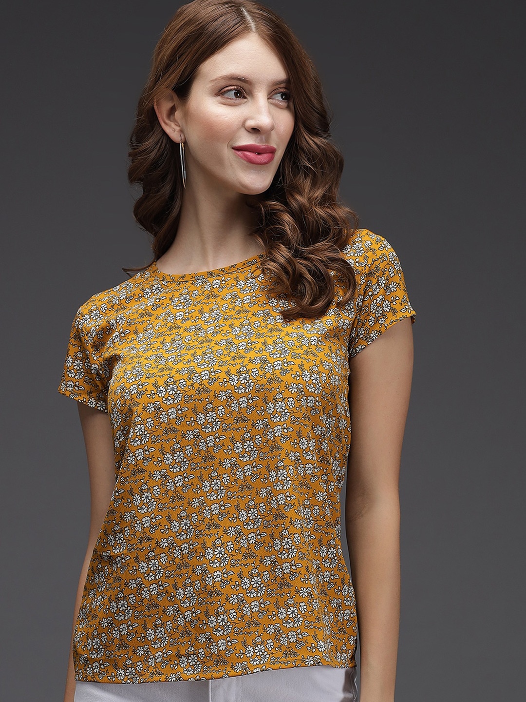 

Darzi Mustard Yellow & White Floral Print Crepe T-Shirt