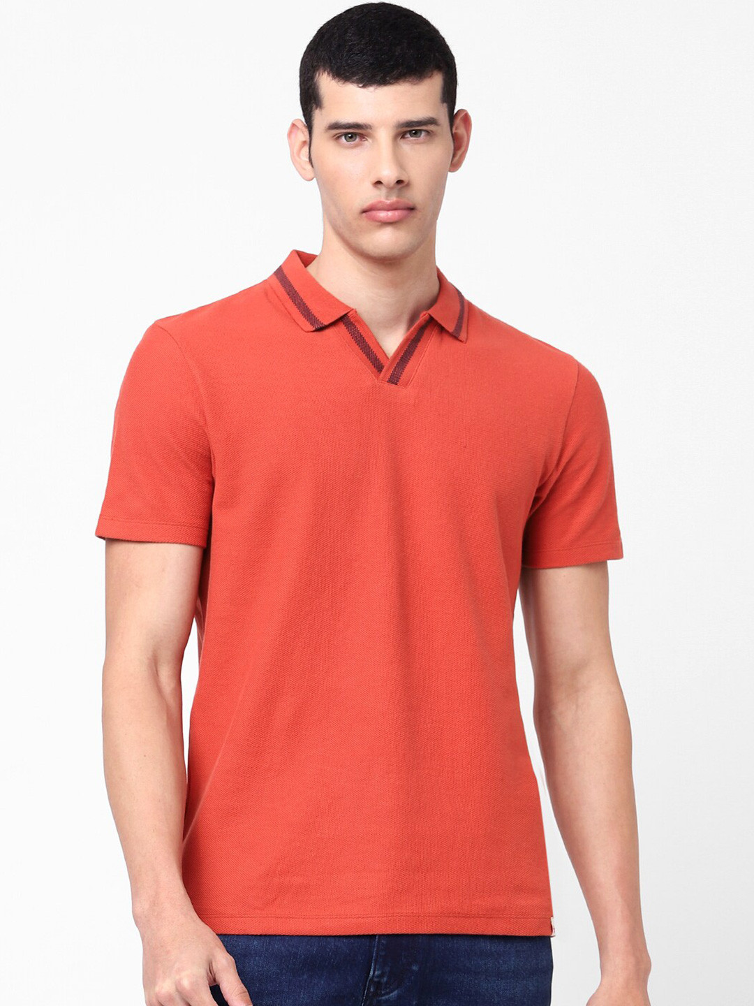 

Celio Men Red Polo Collar T-shirt