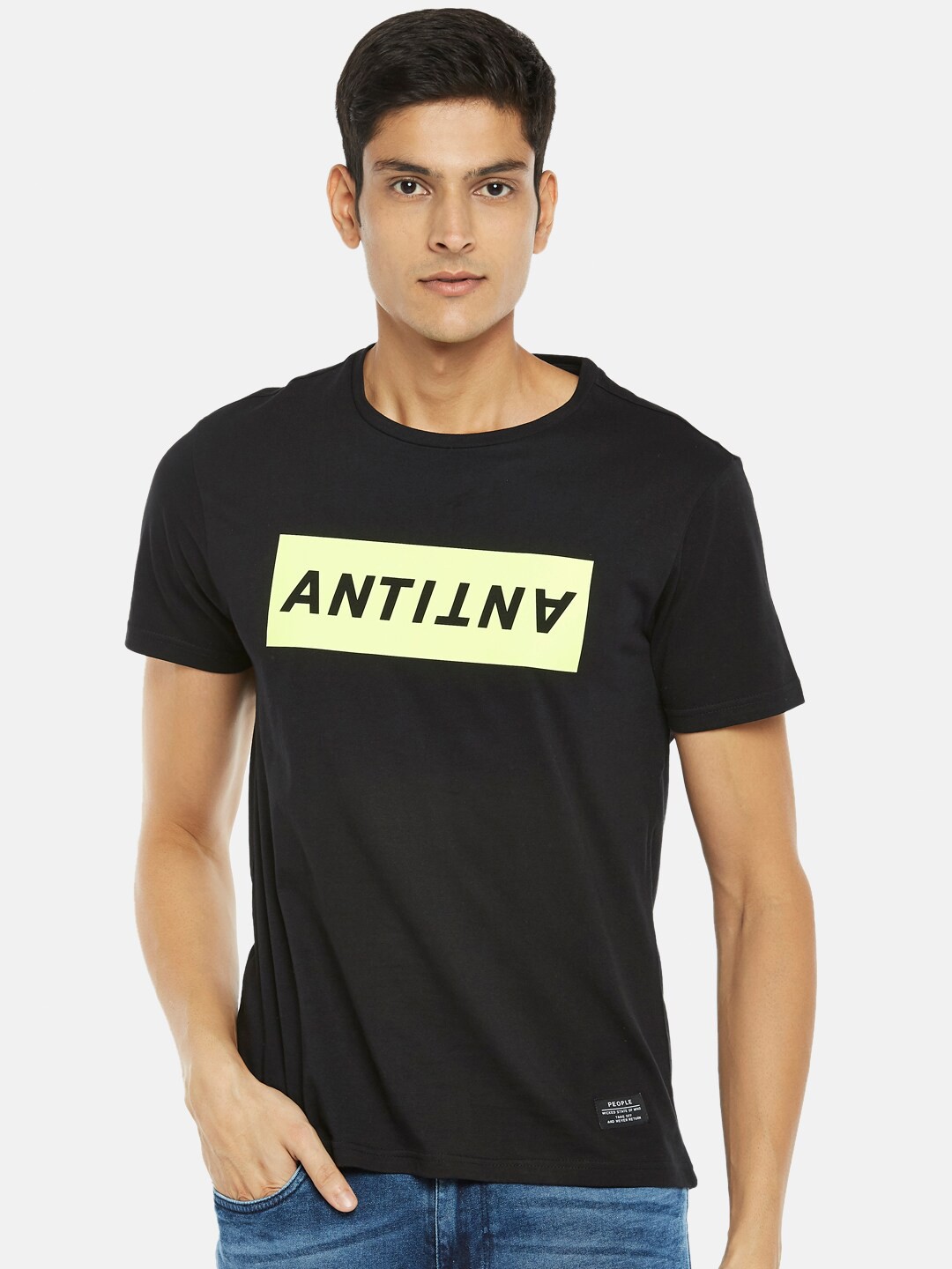 People Men Black & Lime Green Printed Round Neck Cotton T-shirt