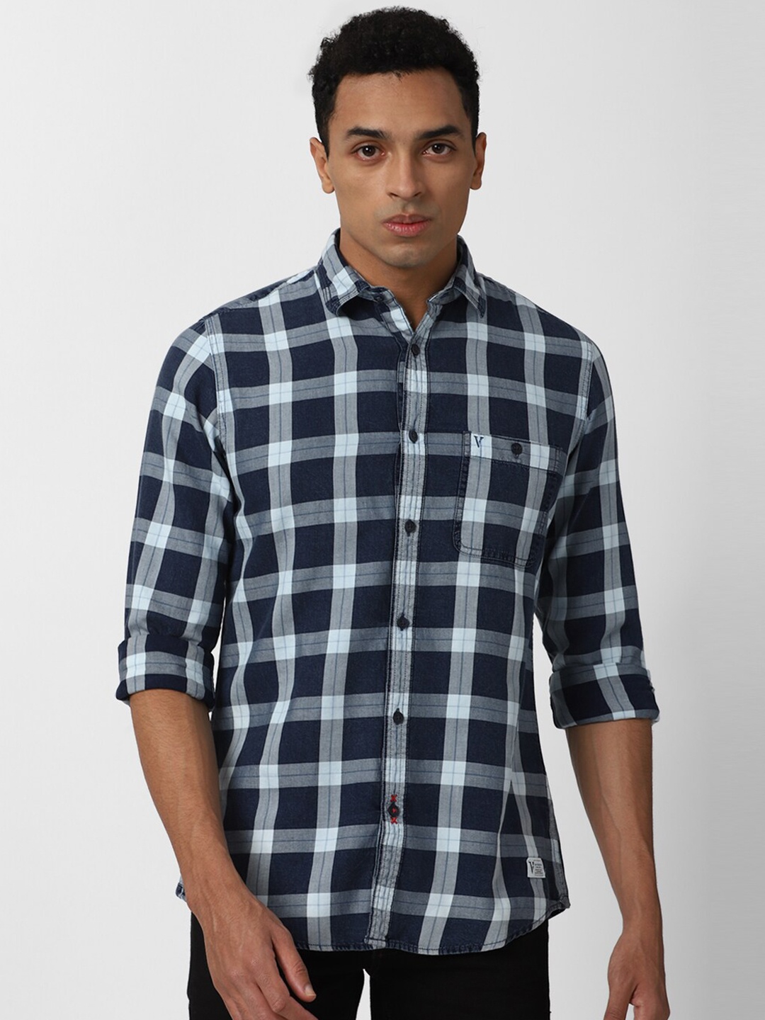 VAN HEUSEN DENIM LABS Men Navy Blue Slim Fit Checked Casual Shirt