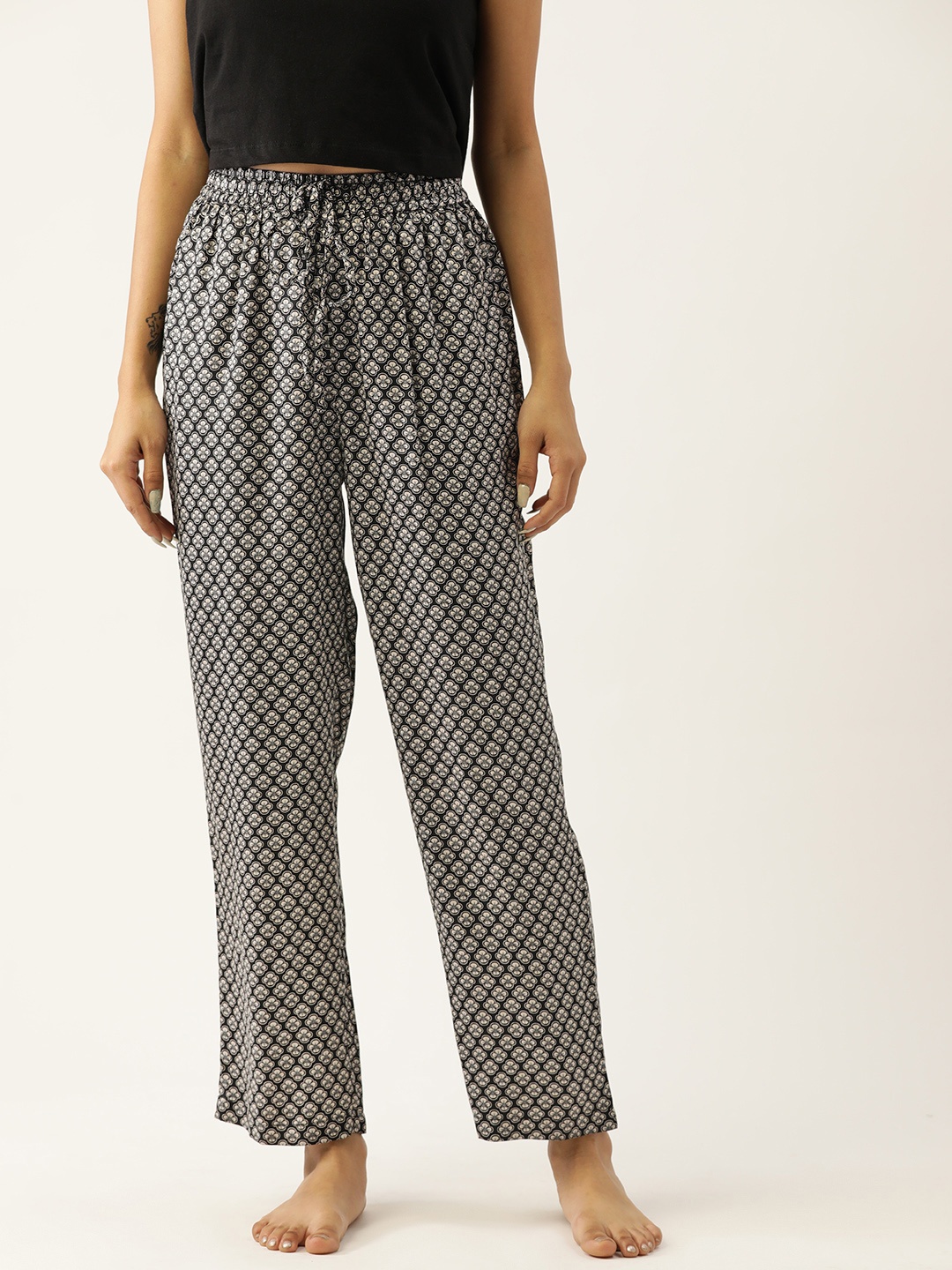 

Not Just Pyjamas Women Black Printed Lounge Pants