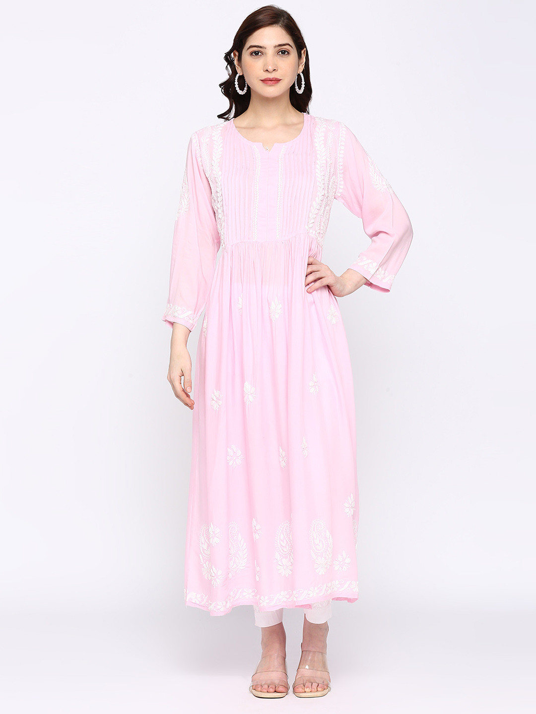 

Indiankala4u Women Pink & White Chikankari Kurta