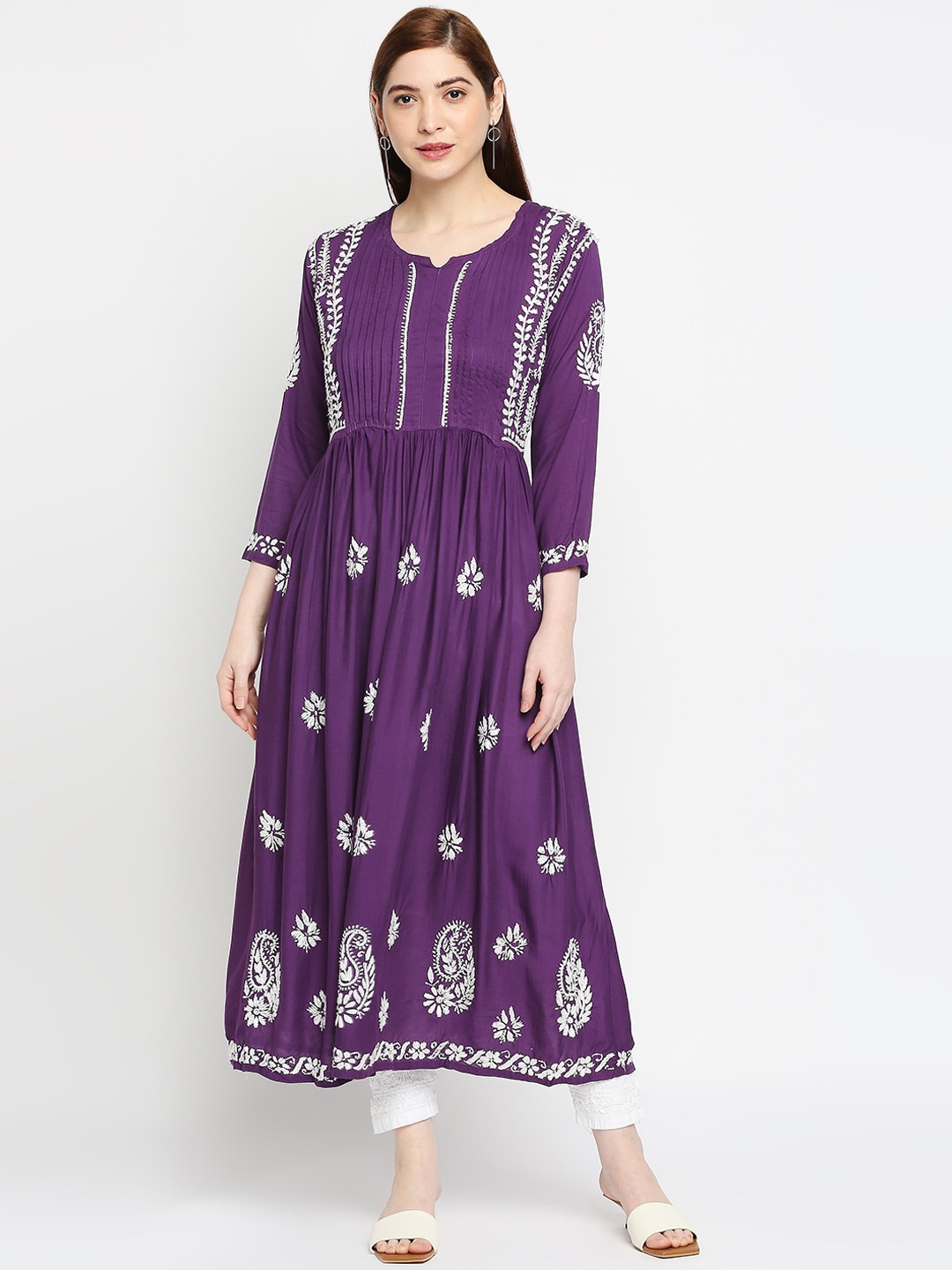 

Indiankala4u Women Purple Ethnic Motifs Embroidered Chikankari Anarkali Kurta