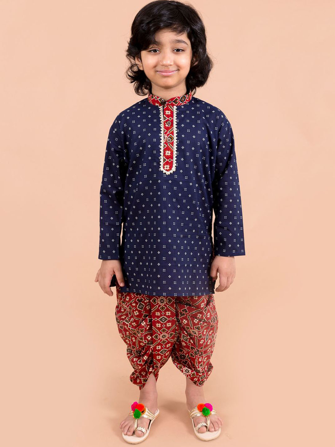 

LIL PITAARA Boys Navy Blue Ethnic Motifs Printed Pure Cotton Kurta with Dhoti Pants