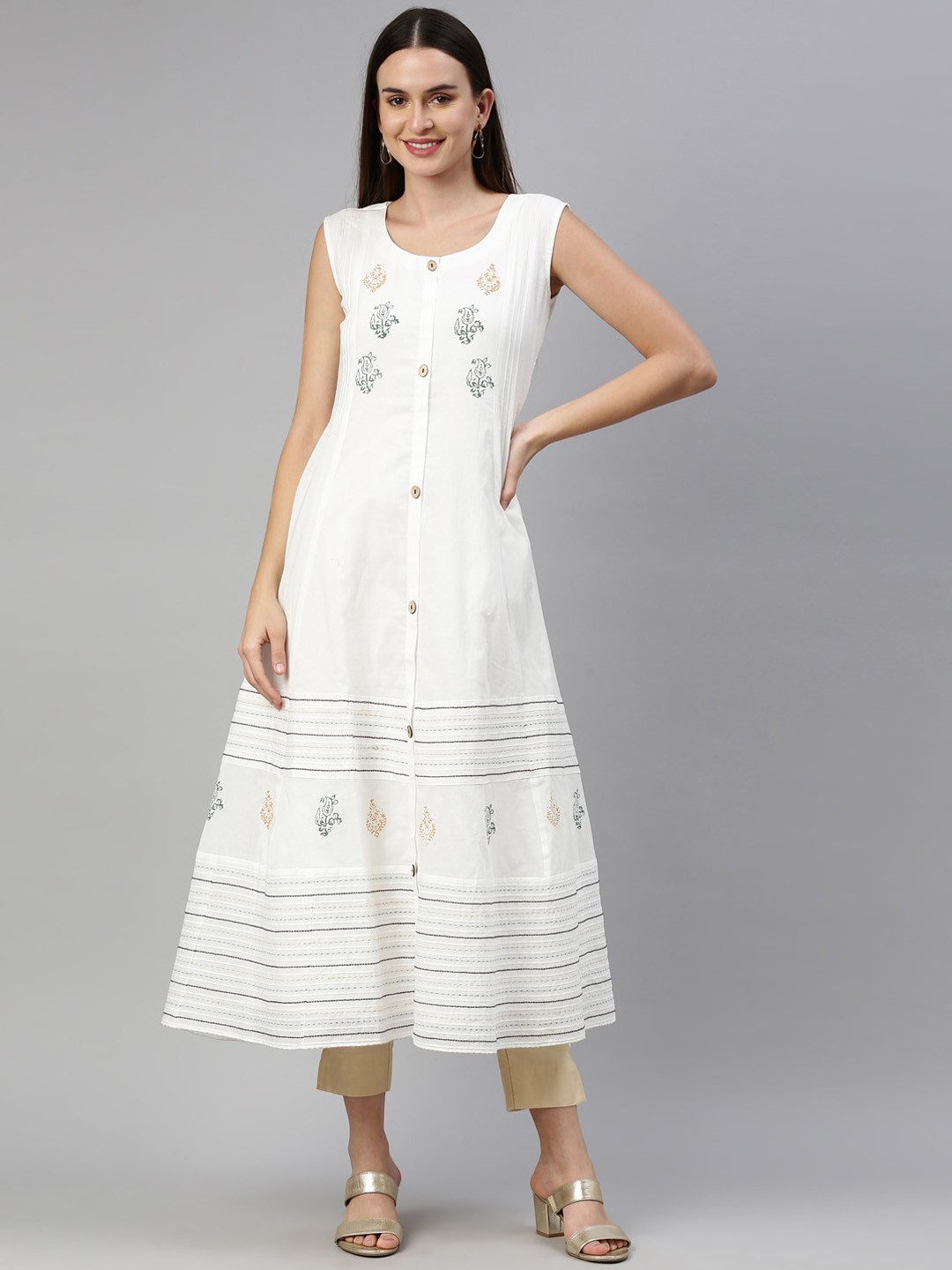 

Neerus Women Off White Ethnic Motifs Printed Kurta
