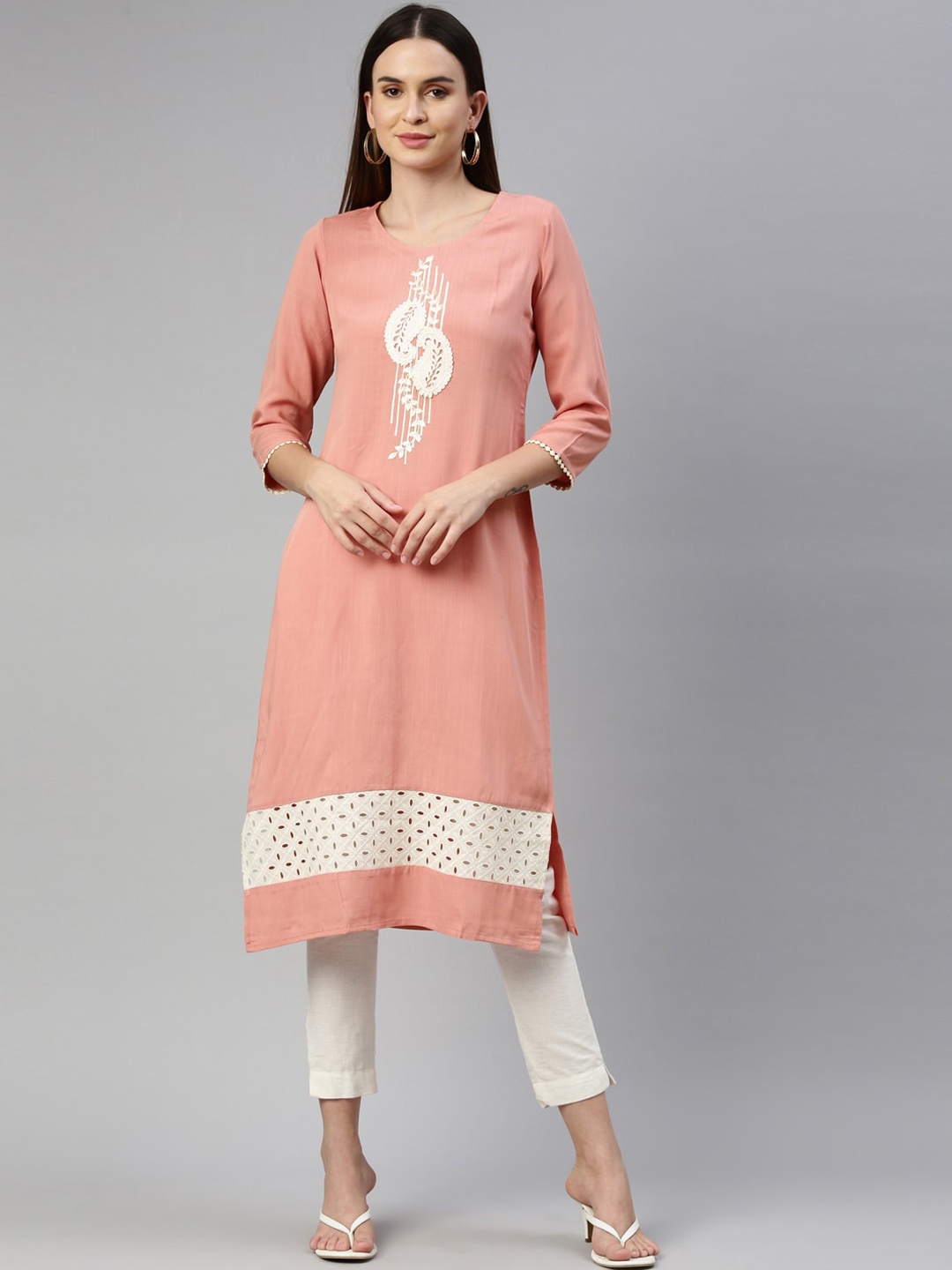 

Neerus Women Peach-Coloured & White Paisley Yoke Design Thread Work Straight Kurta