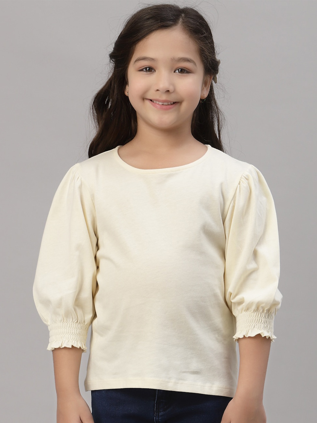 

Mode by Red Tape Girls Off White Solid Round Neck Regular Top