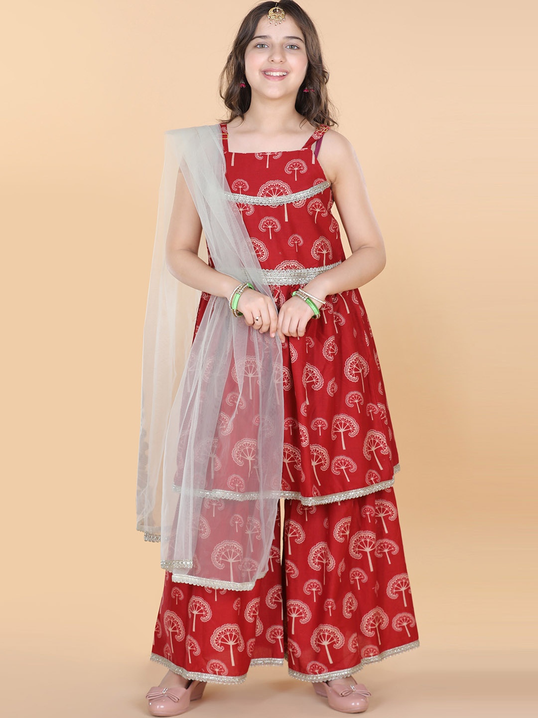 

ADIVA Girls Red Ethnic Motifs Printed Empire Gotta Patti Pure Cotton Kurta with Sharara & With Dupatta