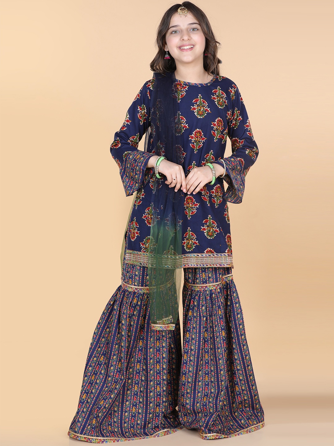 

ADIVA Girls Blue & Red Ethnic Motifs Printed Gotta Patti Pure Cotton Kurti Set