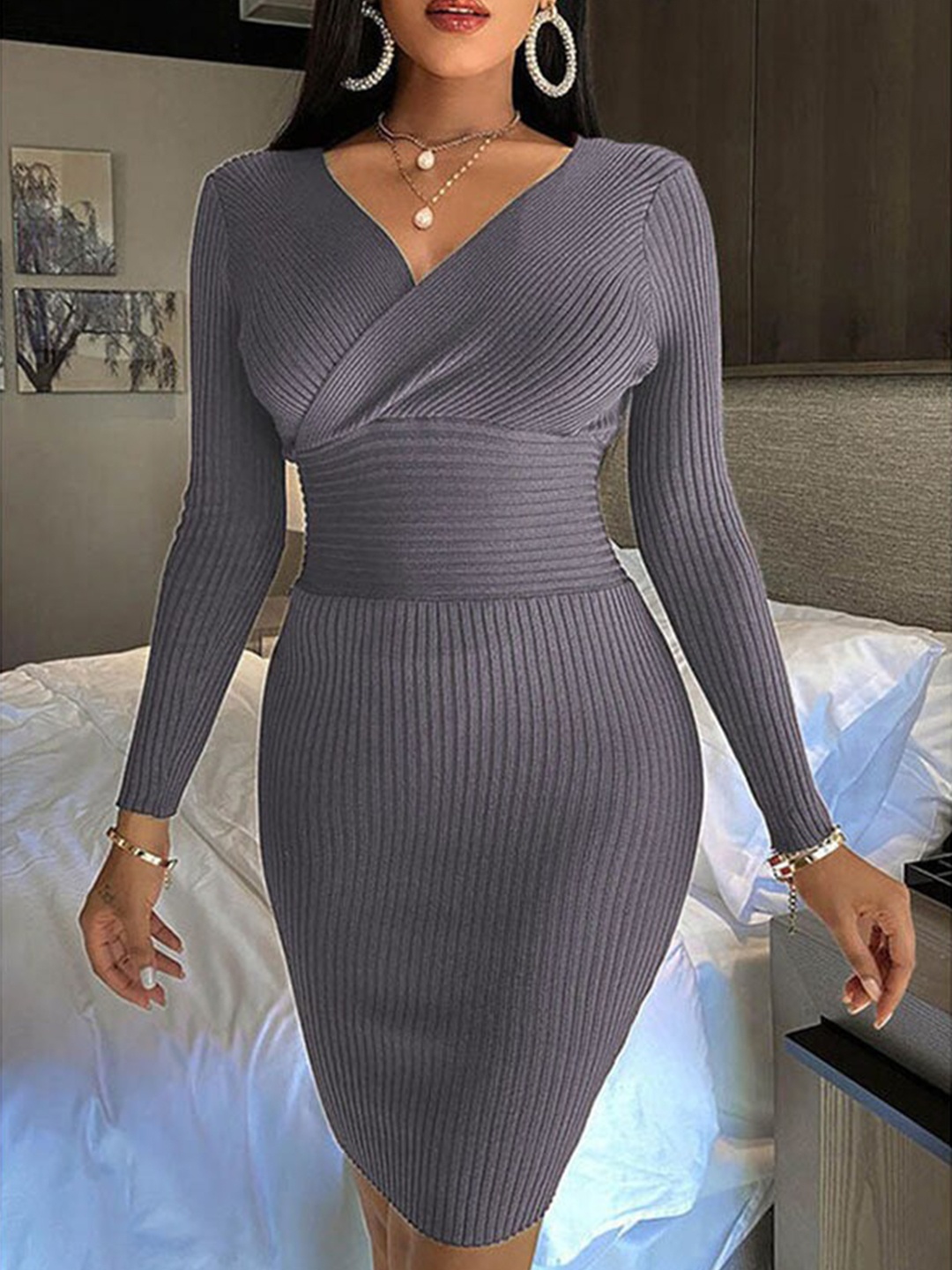 

La Aimee Women Grey Solid Bodycon Dress