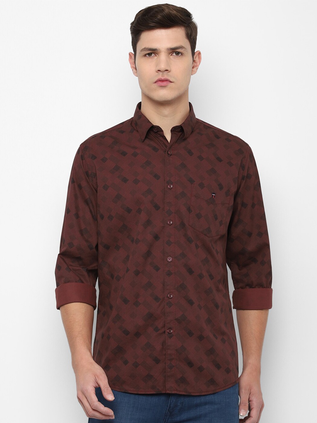 

Louis Philippe Sport Men Maroon & Black Slim Fit Printed Cotton Casual Shirt