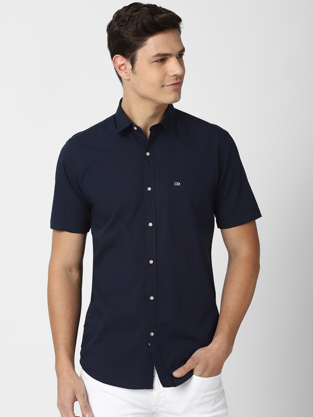 

Peter England Casuals Men Navy Blue Solid Slim Fit Casual Shirt