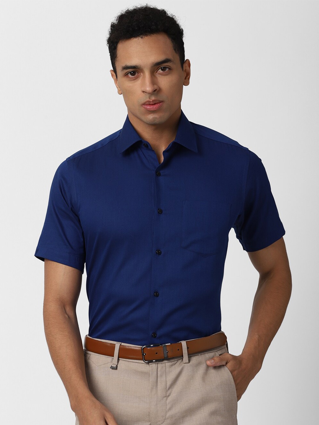 

Van Heusen Men Navy Blue Cotton Formal Shirt