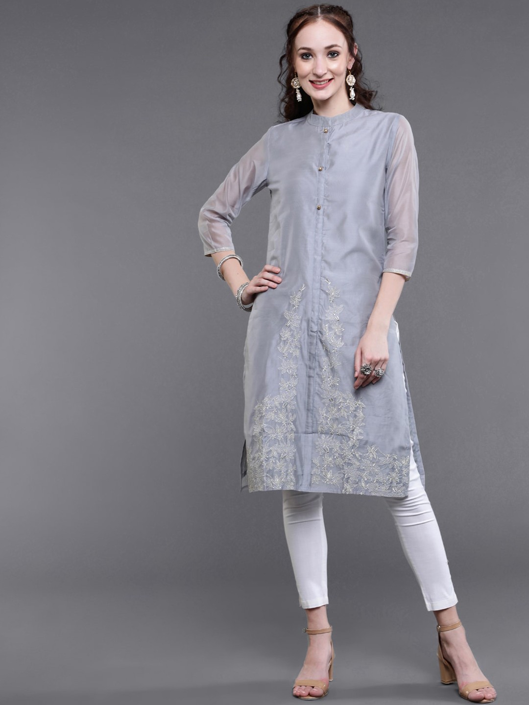 

saubhagya Women Grey Striped Cold-Shoulder Sleeves Thread Work Chanderi Silk Chanderi Silk Pathani Kurta