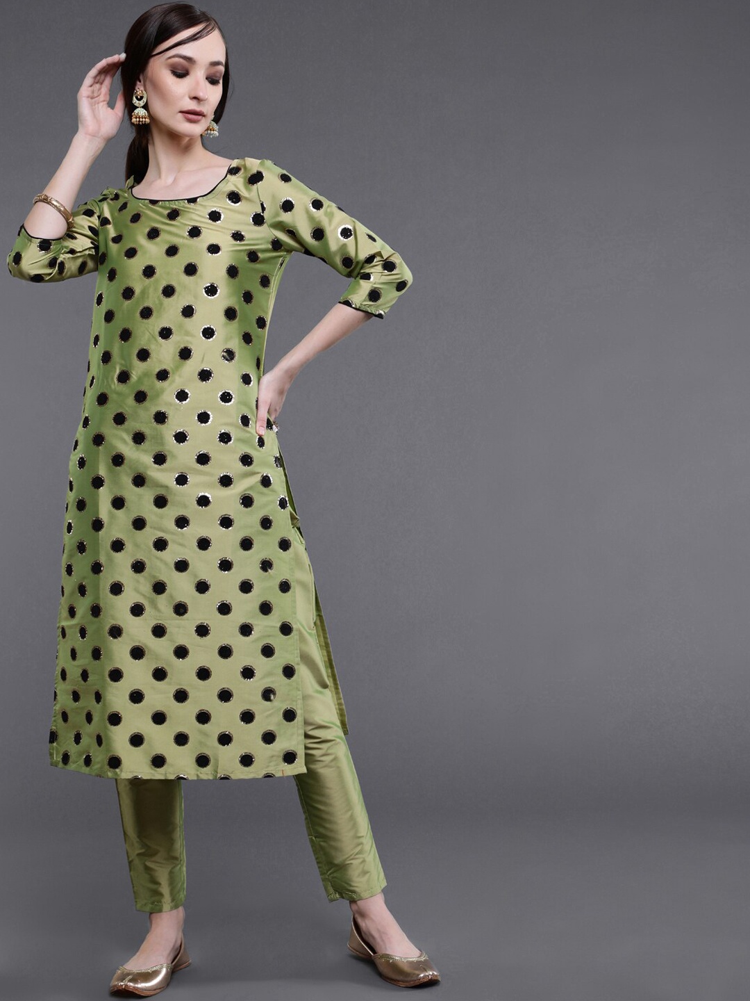 

saubhagya Women Green & Black Printed Kurta with Trousers
