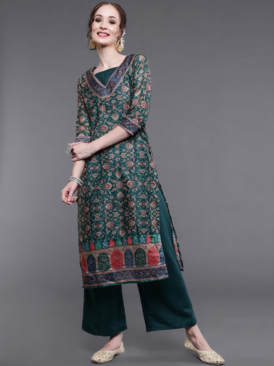 

saubhagya Women Green Printed Chanderi Silk Kurta with Palazzos