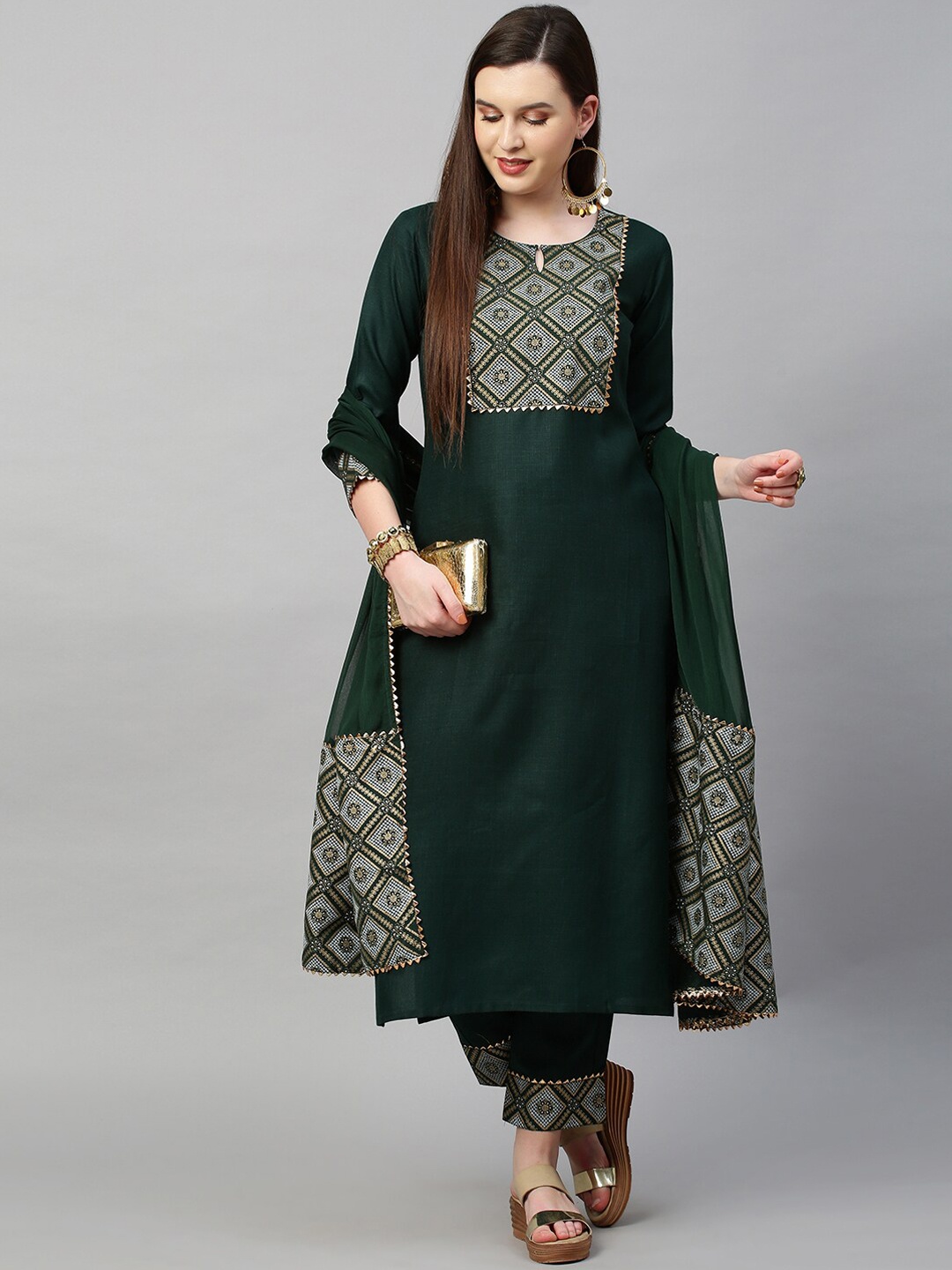 

KALINI Women Green Yoke Design Gotta Patti Kurta with Trousers & With Dupatta