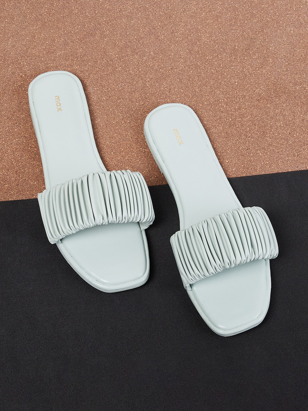 

max Women Blue Solid Open Toe Flats