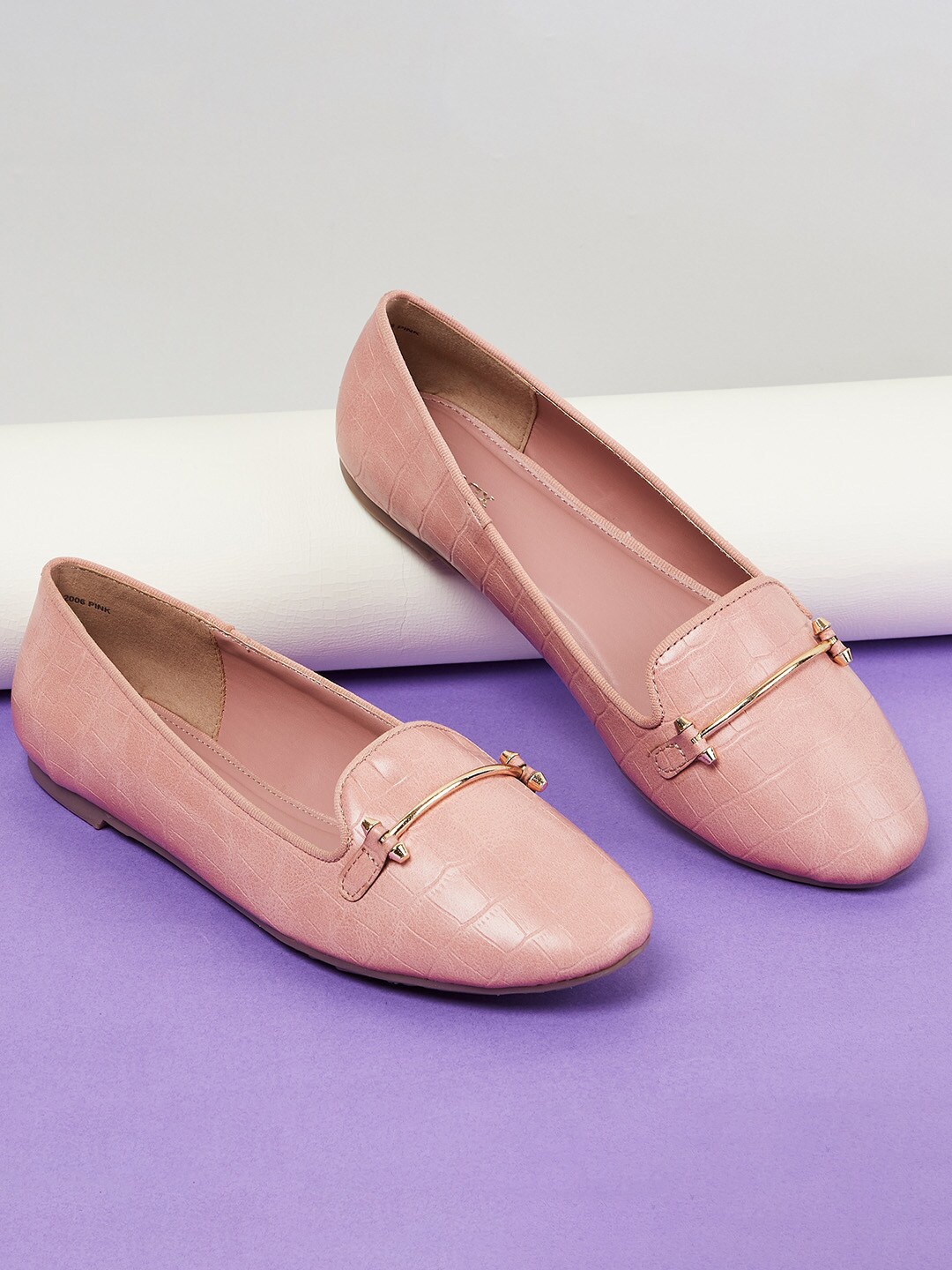 

max Women Pink Crocodile Design PU Loafers