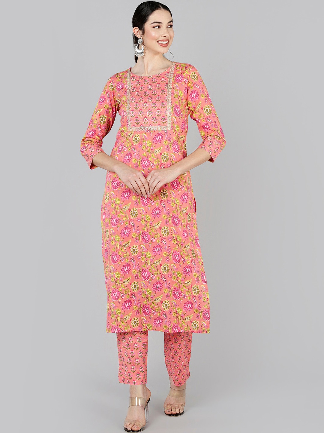 

AHIKA Women Peach-Coloured Floral Printed Pure Cotton Kurta with Trousers
