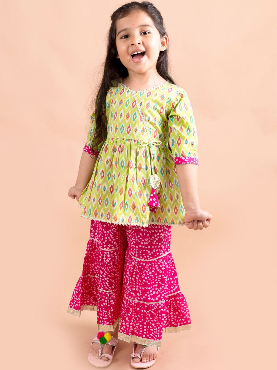 

LIL PITAARA Girls Green Printed Empire Gotta Patti Pure Cotton Kurti with Sharara