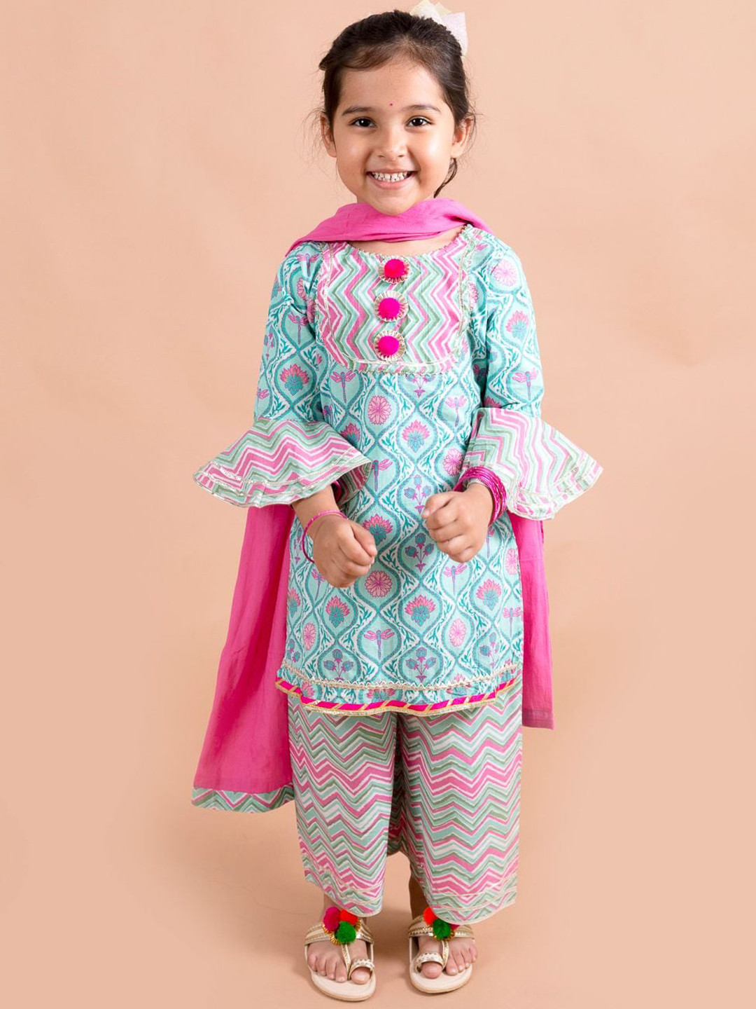 

LIL PITAARA Girls Blue Floral Gotta Patti Pure Cotton Kurta with Trousers & Dupatta