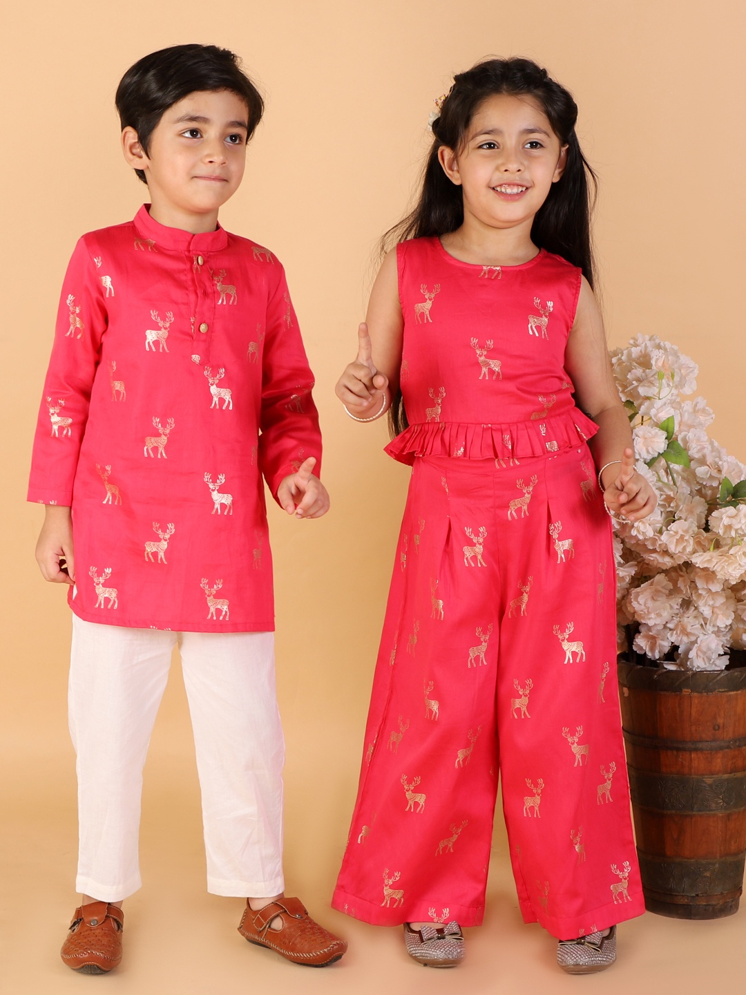 

LIL DRAMA Girls Fuchsia & Gold-Toned Printed Top with Palazzos