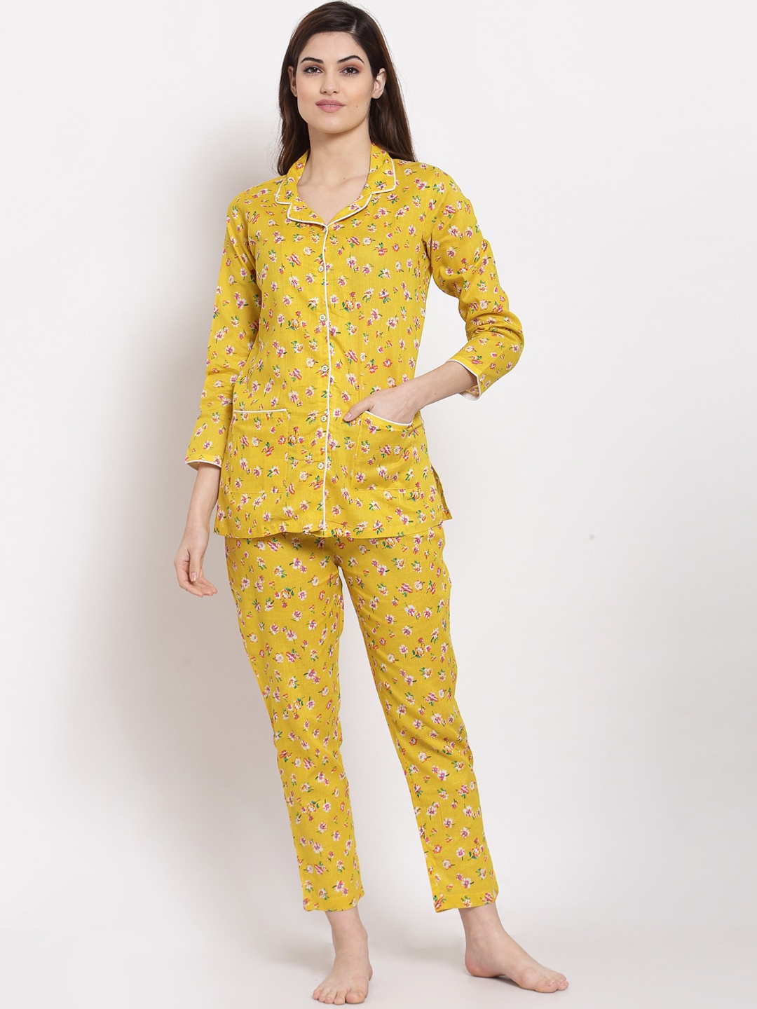 

Altiven Women Yellow & White Printed Night suit