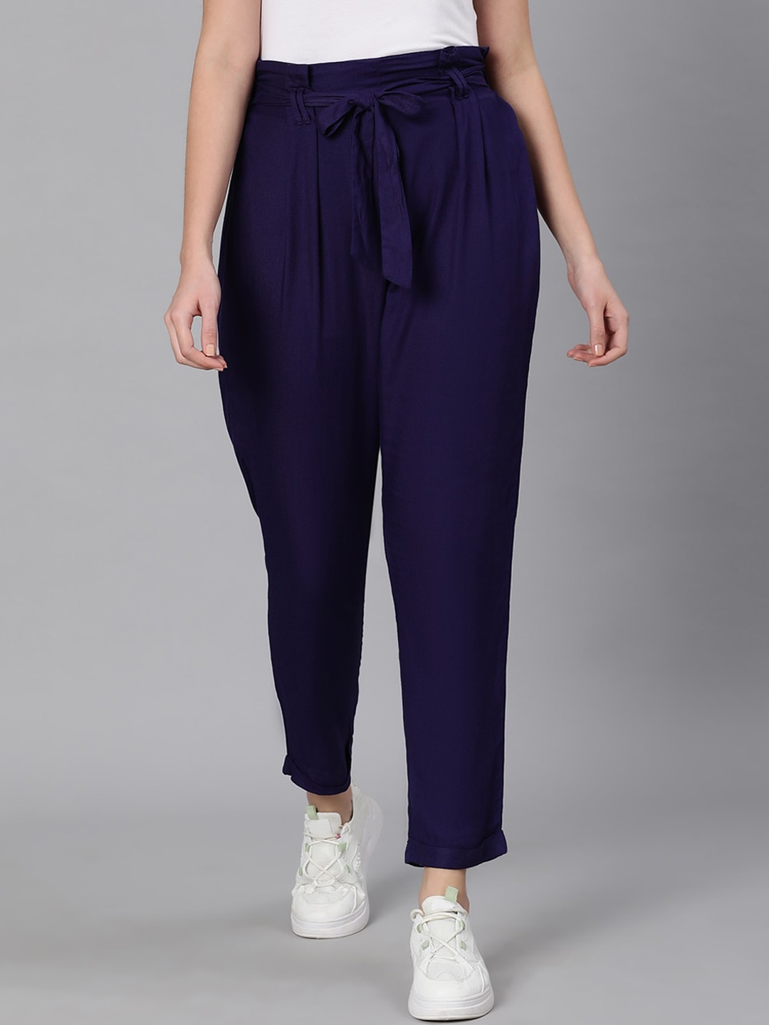

Oxolloxo Women Navy Blue Easy Wash Pleated Trousers