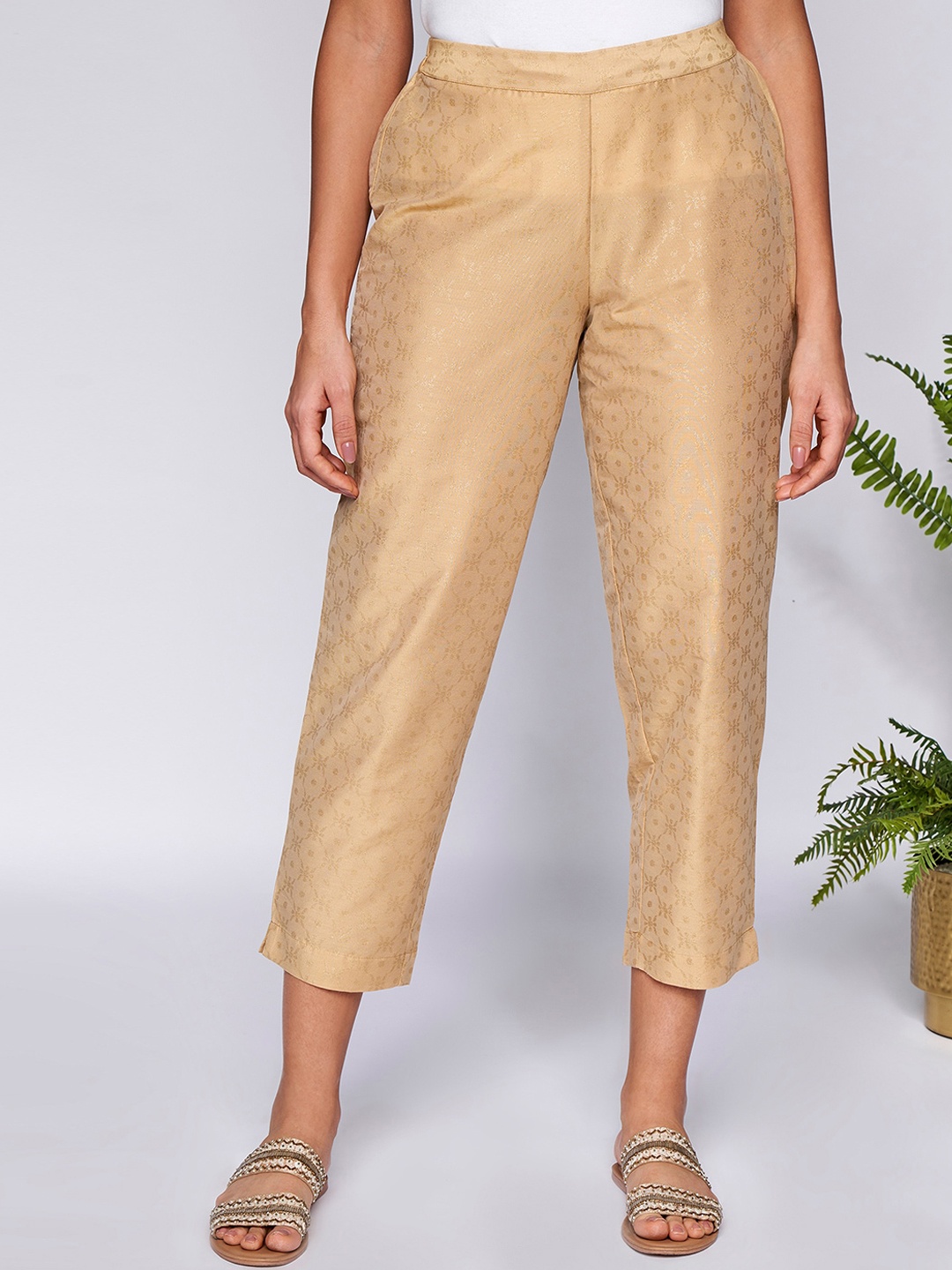

itse Women Golden Ethnic Motifs Print Trousers, Gold