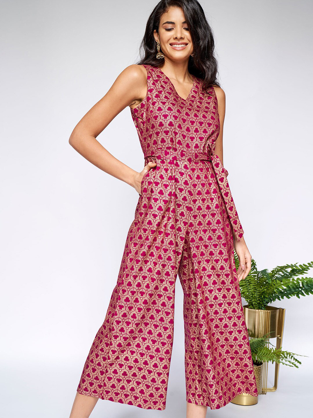 

itse Pink & Beige Printed Basic Jumpsuit