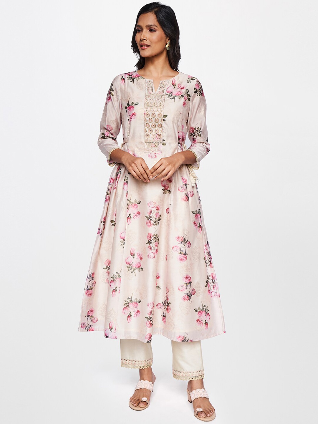 

itse Women Beige & Pink Floral Printed Gotta Patti Anarkali Kurta