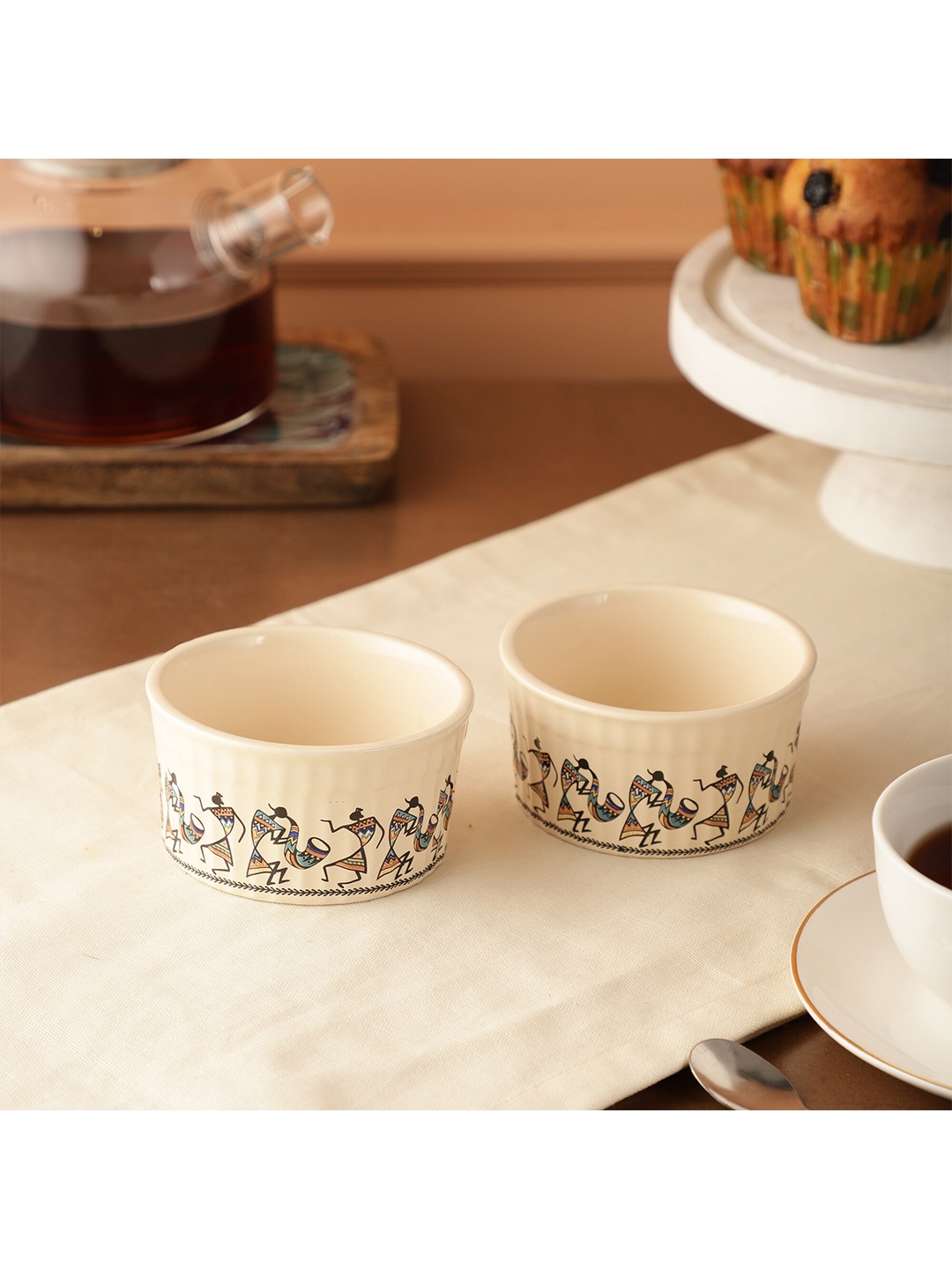 

The Decor Mart Beige & Black Set of 2 Ethnic Motifs Printed Ceramic Glossy Bowls